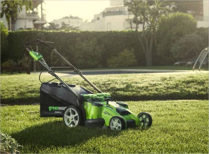 Cortacésped Greenworks Twin Force